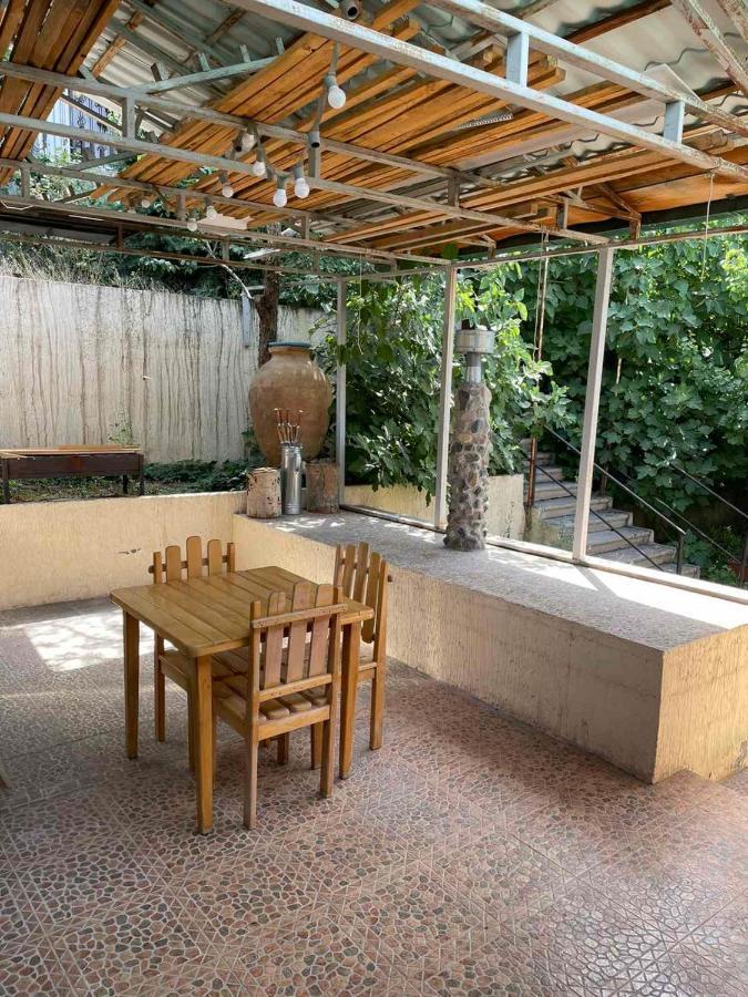 Guest House Yerevan Luaran gambar